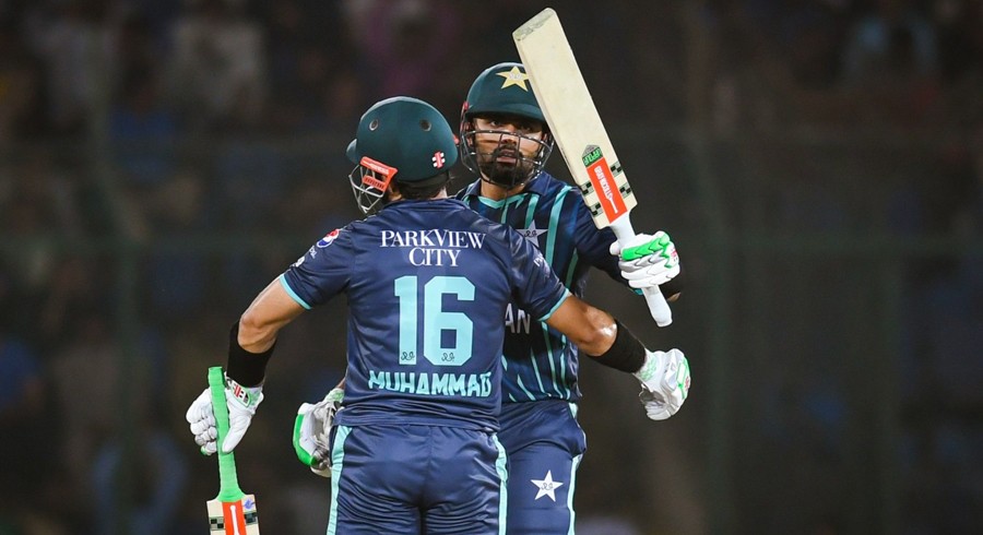 'Unstoppable' Babar, Rizwan help Pakistan level series against