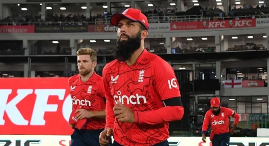 Moeen says one-over 'gamble' on his own off-spin cost England second T20I