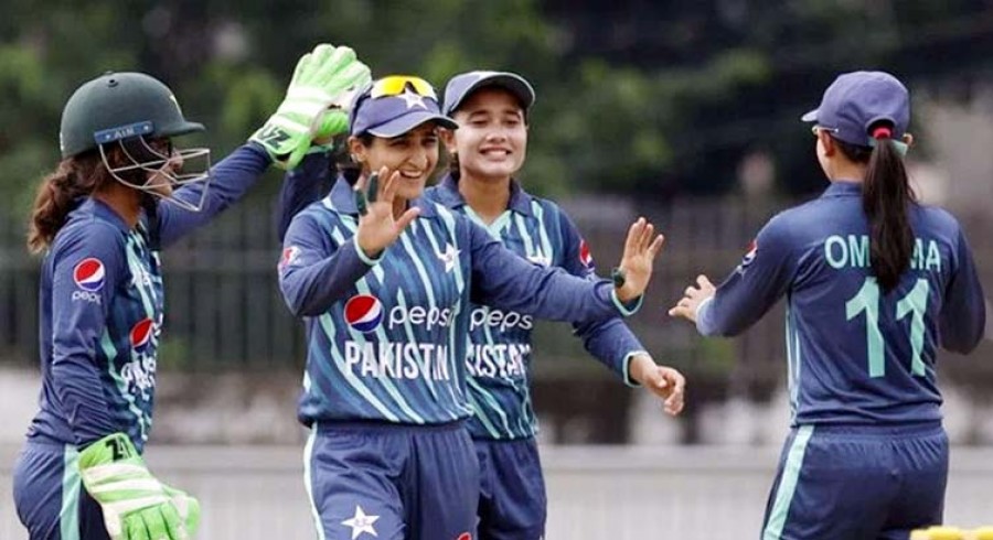 پاکستان ویمنز ٹیم نے سری لنکا کو دُھول چٹادی
