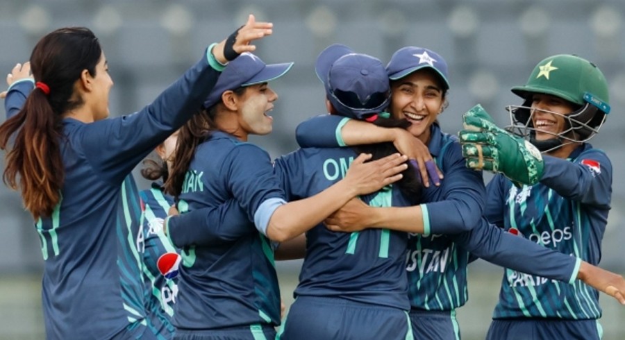 Bismah Maroof and team set to face Sri Lanka in the semi-finals
