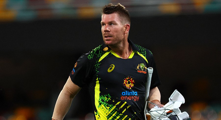 Australia's Warner plans to keep playing until 2024 World Cup