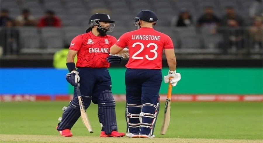 سپر 12 مرحلے کے دوسرے میچ میں انگلینڈ نے افغانستان کو5وکٹوں سےشکست دے دی