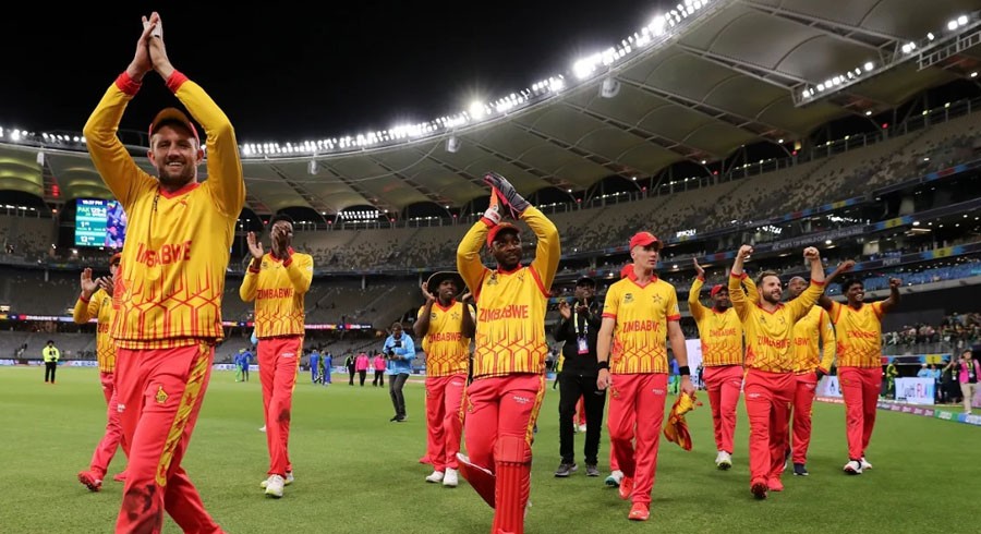 Craig Ervine asks Zimbabwe to banish premature semi-final thoughts
