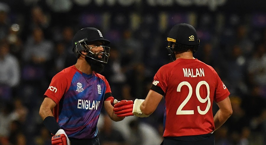 برسبین: ٹی20ورلڈکپ، سپر 12 مرحلے کےاہم میچ میں انگلینڈ نے نیوزی لینڈ کو ہرادیا