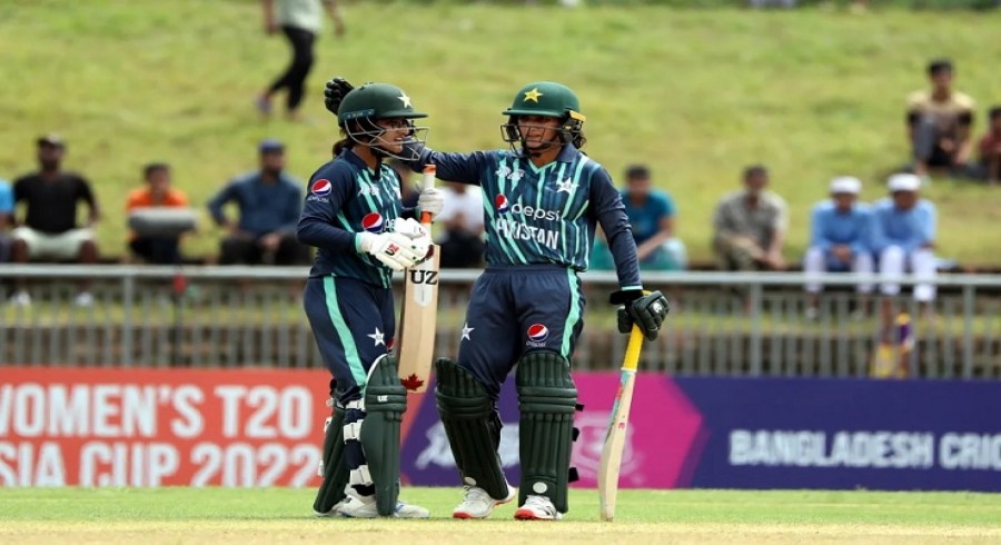 پاک آئرلینڈ ویمنز سیریز: پہلی وکٹ پر اوپنرز کی ریکارڈ پارٹنرشپ