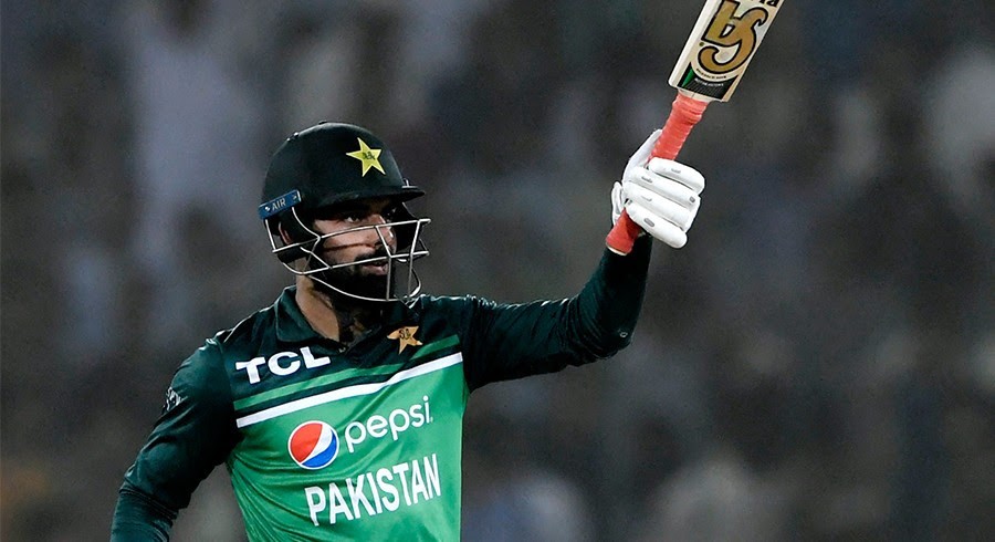 شاداب خان نے ٹی 20 انٹرنیشنل کا اہم اعزاز اپنے نام کرلیا