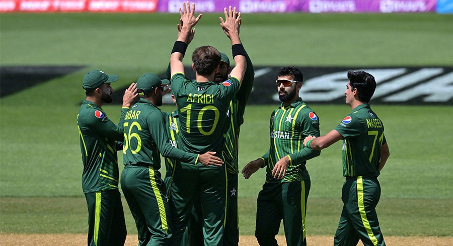 Shaheen stars as Pakistan reach T20 World Cup semis with win over Bangladesh