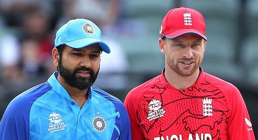 ٹی20 ورلڈکپ: بھارت کا انگلینڈ کو جیت کے لئے 169 رنز کا ہدف