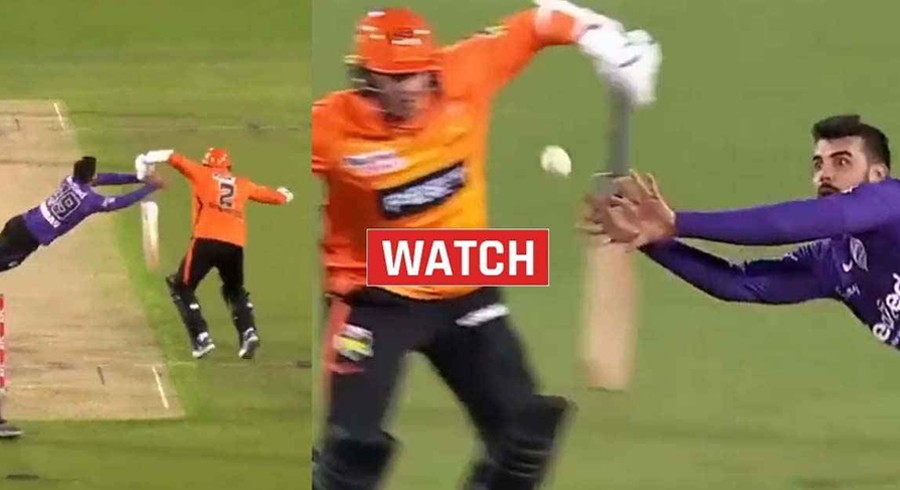 WATCH: Shadab Khan takes a screamer off his own bowling in BBL 12