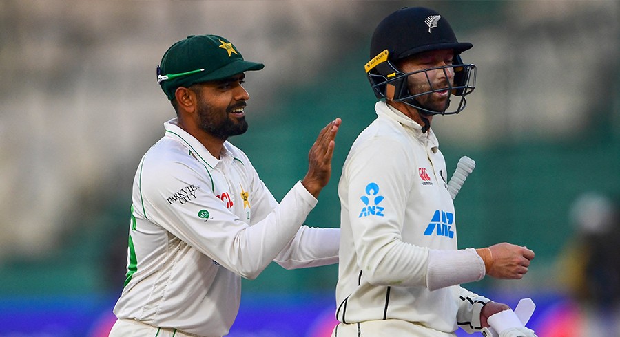 Sodhi's best in vain as Pakistan salvage draw against NZ in 1st Test