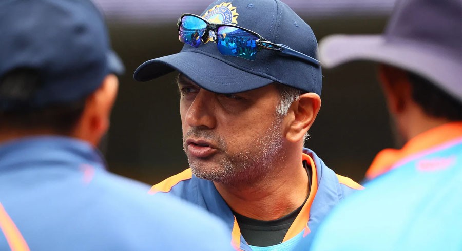 Dravid calls for calm as India experiment in Sri Lanka series