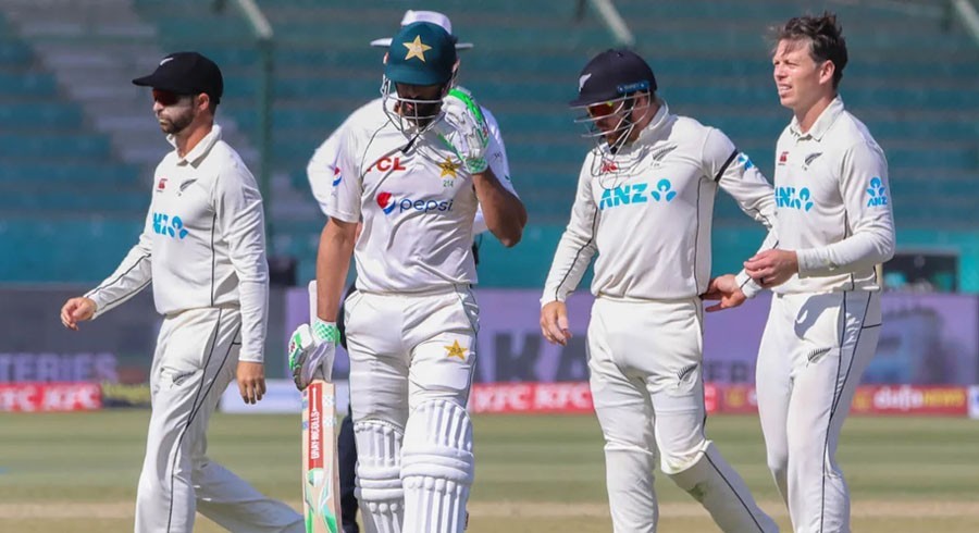 کراچی ٹیسٹ: نیوزی لینڈ کے خلاف پاکستانی ٹاپ آرڈر ایک بار پھر ناکام
