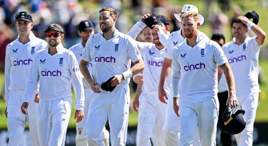 Robinson predicts comfortable Ashes win for England