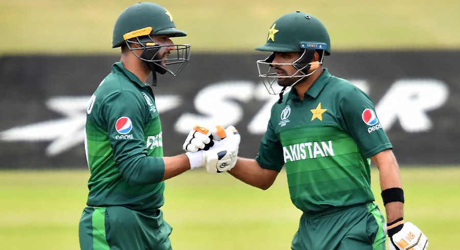 Differences exist between top players: Latif on Imad playing under Babar