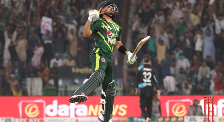 Babar Azam gives befitting reply to strike-rate brigade