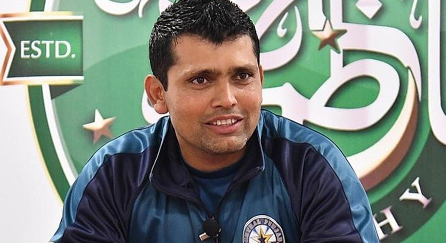 Akmal slams Pakistan's 'foolish' decisions in third New Zealand T20I