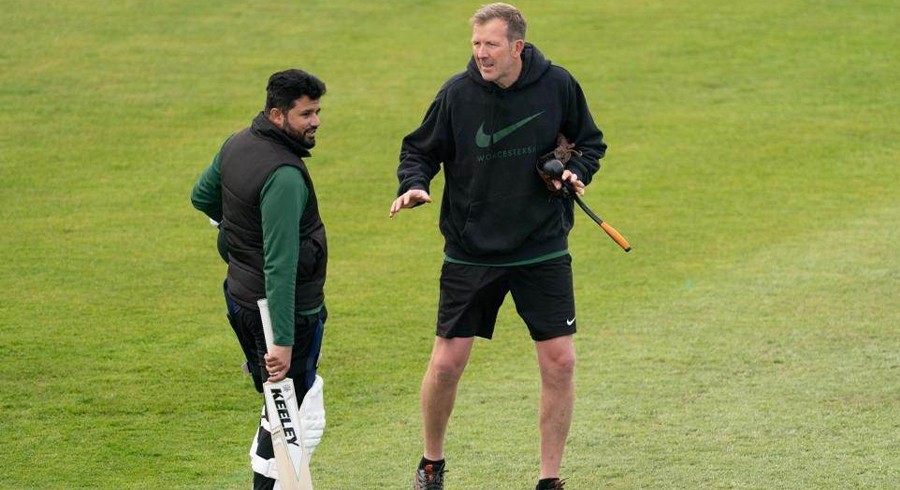 Need world-class players like Azhar Ali to protect County Cricket: Sussex coach