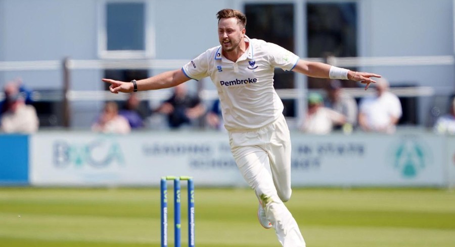 England paceman Robinson given all-clear after injury scare