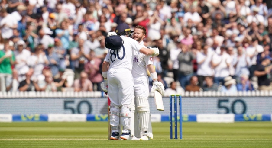 Pope, Duckett put rampant England on verge of win over Ireland