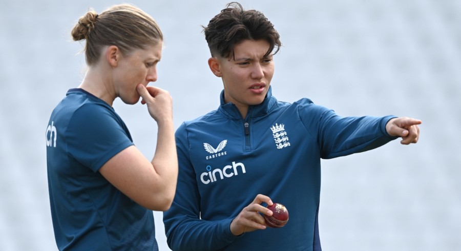 England bid to derail Australia in Women's Ashes