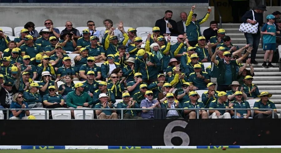 England fans fired up as Ashes drama unfolds in Leeds
