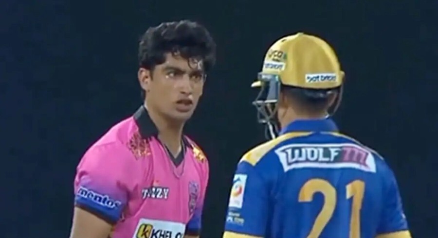 نسیم شاہ نے آؤٹ کرنے کے بعد گرباز پر جملہ کس دیا