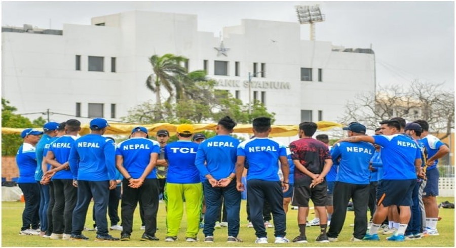 ایشیاکپ: نیپالی ٹیم پریکٹس کے لئے نیشنل اسٹیڈیم کراچی پہنچ گئی