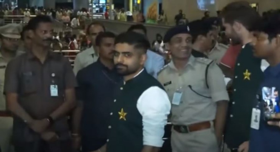 Fans chant ‘Babar bhai’ as Pakistan team lands in India for World Cup