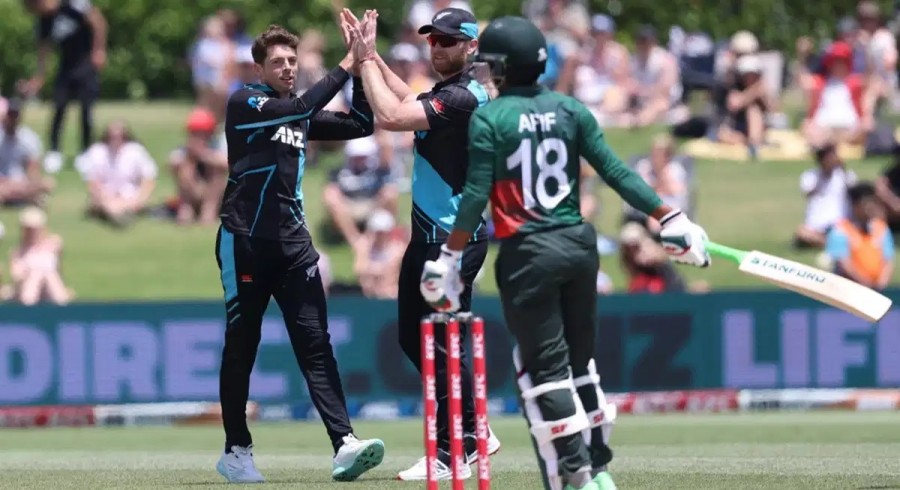 New Zealand beat Bangladesh in final T20 to level series