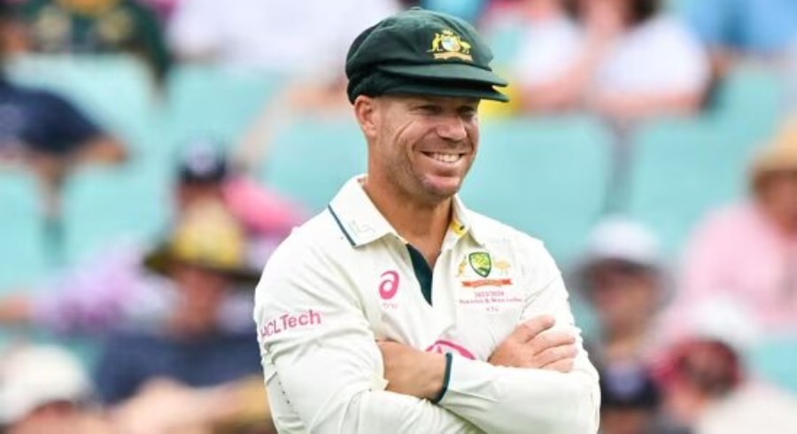 David Warner's missing baggy green turns up during final test