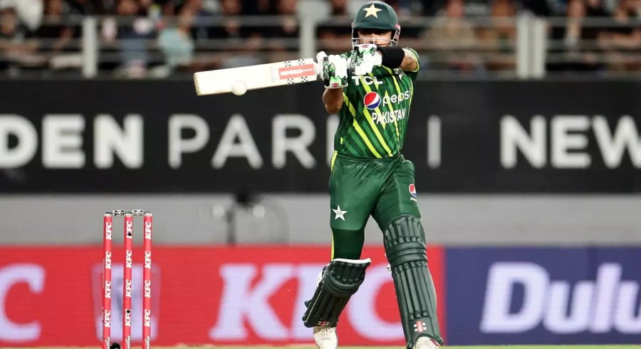 Fakhar, Babar fifties in vain as New Zealand down Pakistan in second T20I