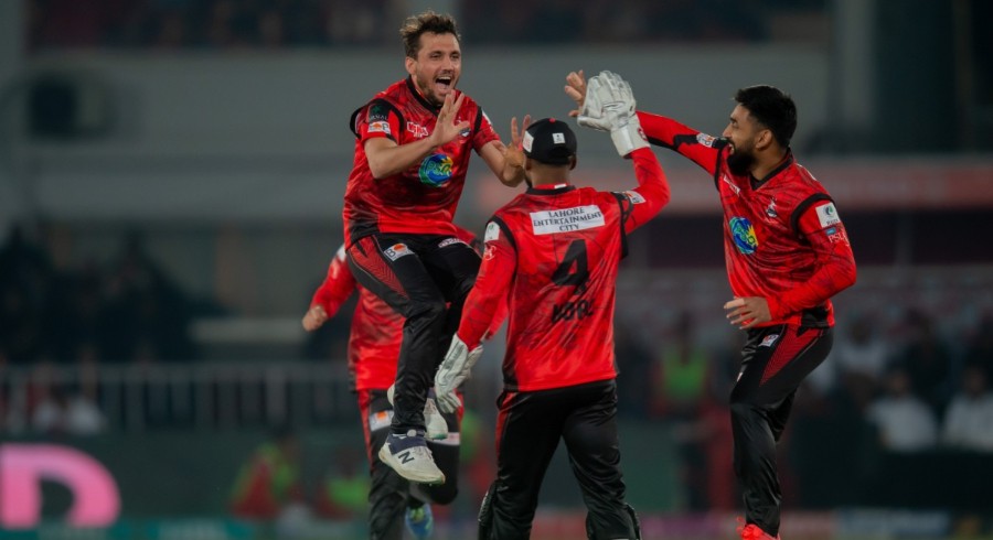 Lahore Qalandars down Islamabad United to register first win in PSL 9