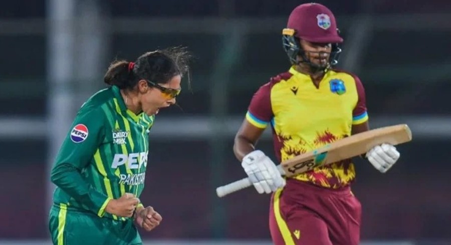 Pakistan’s Sadia Iqbal closes in on top spot in ICC T20I rankings for bowlers