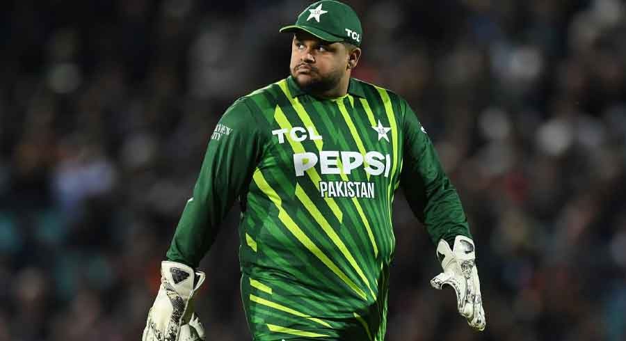 Azam Khan wipes Instagram clean amid criticism over fitness