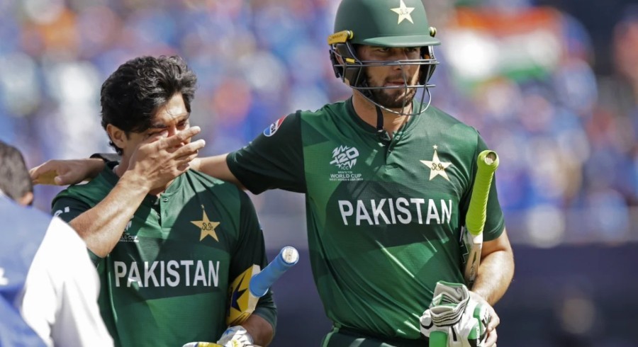 ٹی20 ورلڈکپ: بھارت کے ہاتھوں پاکستان کو شکست، کرکٹ برادری کا ردعمل