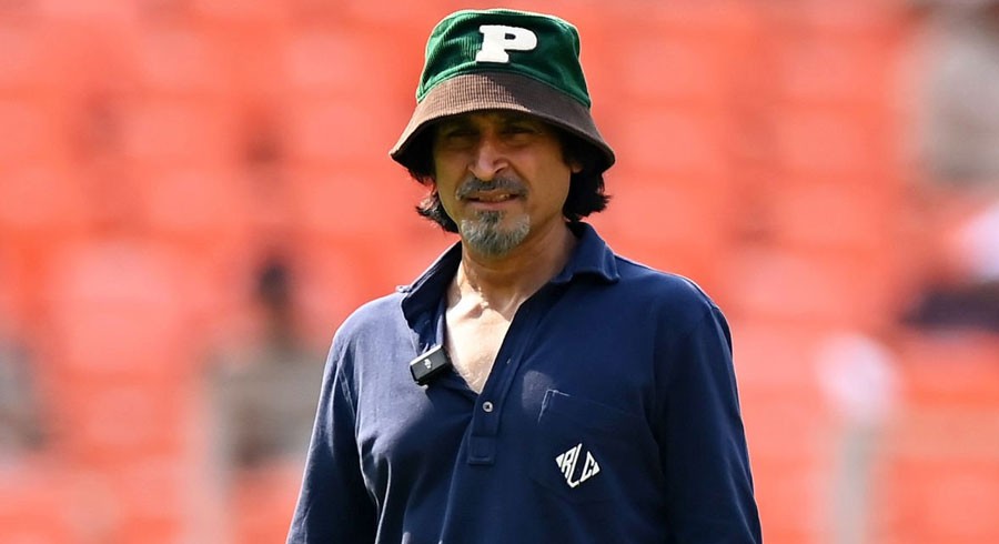 Ramiz Raja offers advice to former cricketers when speaking about Pakistan team