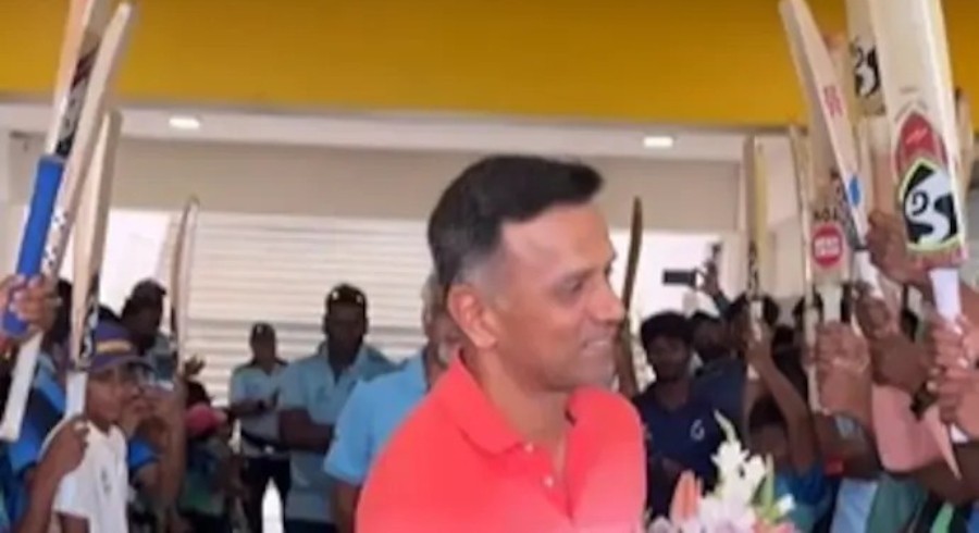 Rahul Dravid honored by young cricketers at Bengaluru academy
