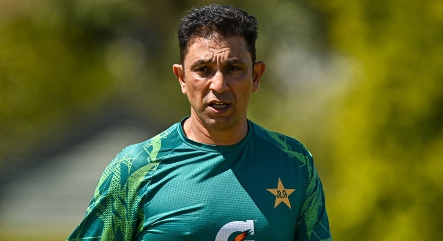 سابق چیف سلیکٹرنے کوچ اظہرمحمود کو عہدے سے ہٹانے کامطالبہ کردیا