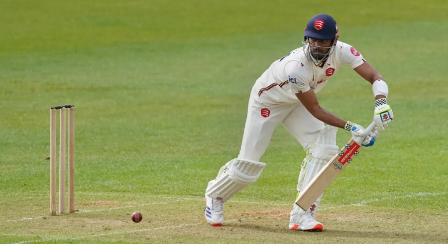 Essex slams ECB over 'stupid' 12-point penalty for bat size breach
