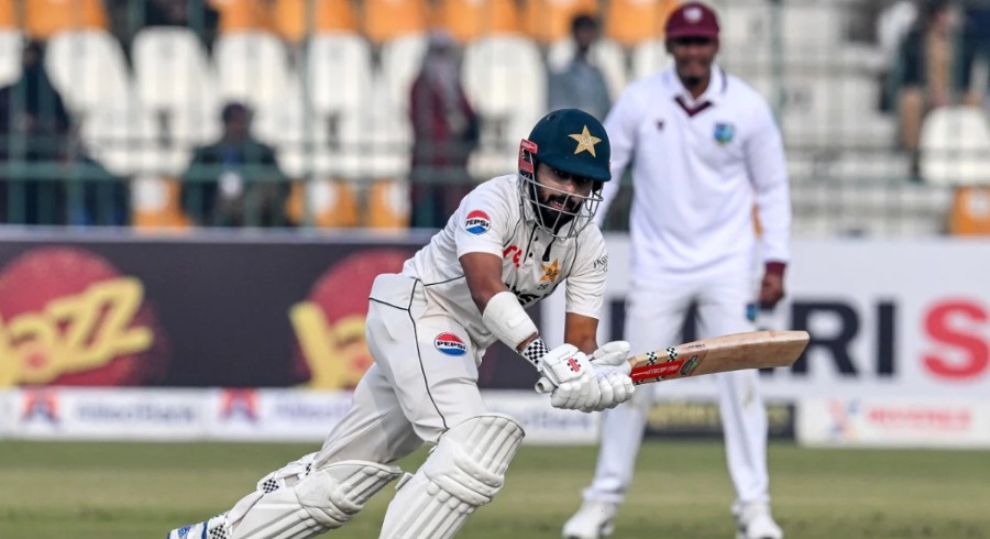 Saud Shakeel, Mohammad Rizwan rescue Pakistan after early collapse