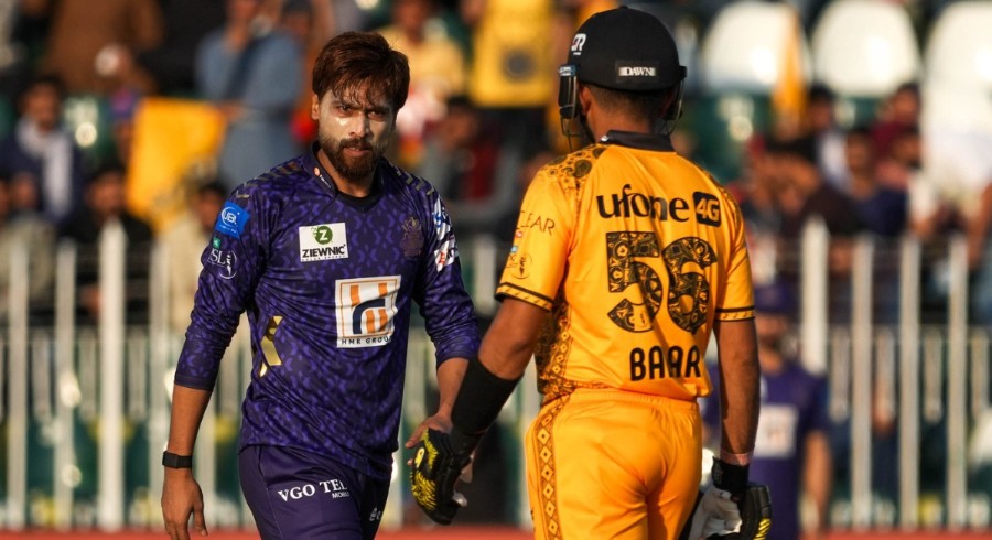 WATCH: Mohammad Amir dismissed Babar Azam for duck in PSL encounter