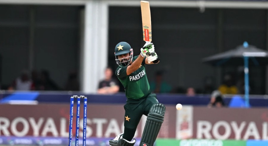 Former Australian captain hails Babar Azam after Sydney Sixers signing for BBL 15