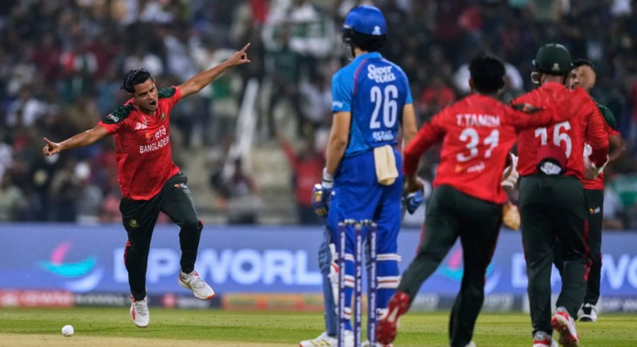 Bangladesh beat Afghanistan to stay alive in Asia Cup