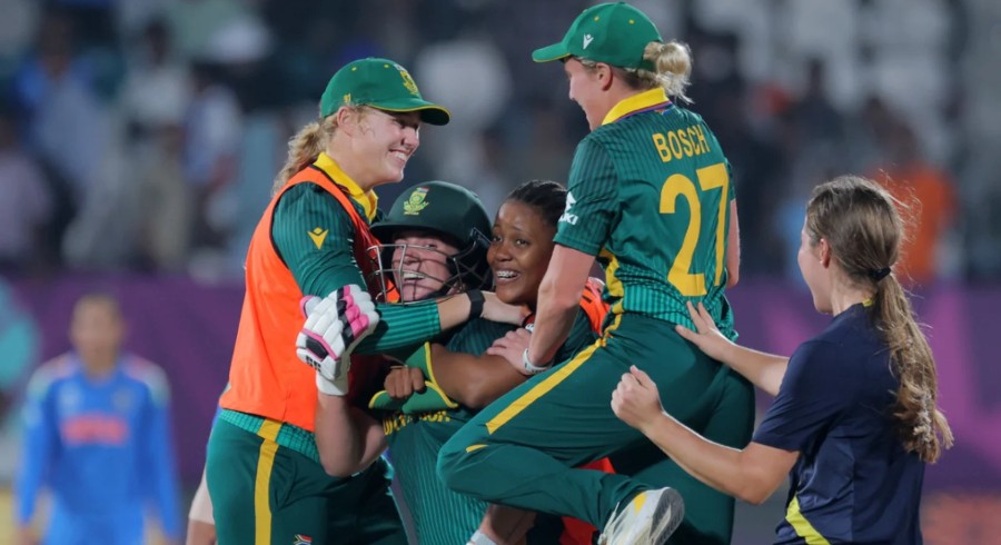 South Africa's De Klerk stuns India in Women's World Cup thriller