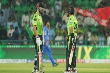 PSL 10: Daryl Mitchell shines as Qalandars beat Sultans for third win